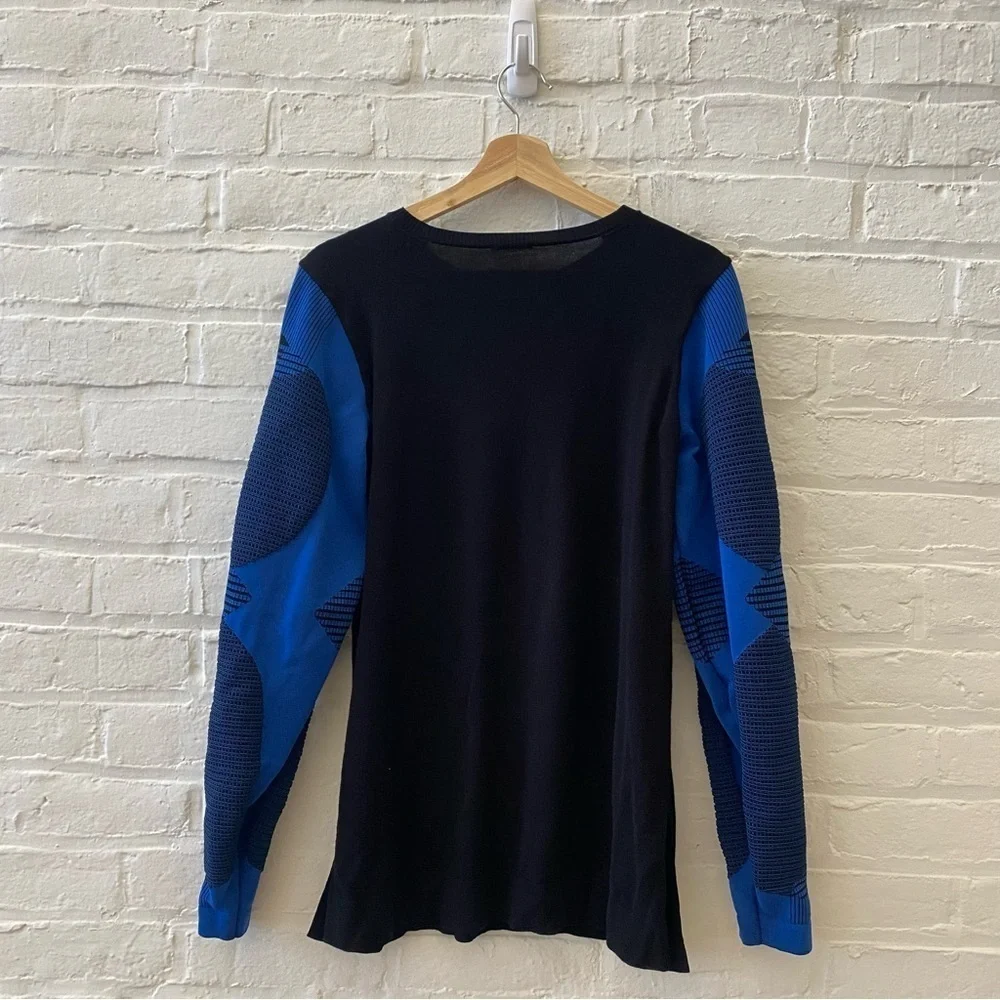 Wolford‎ || Trinity Knit Sweater 3D Blue Black